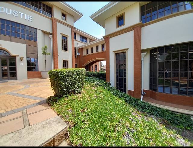 780M² OFFICE TO LET IN BRYANSTON